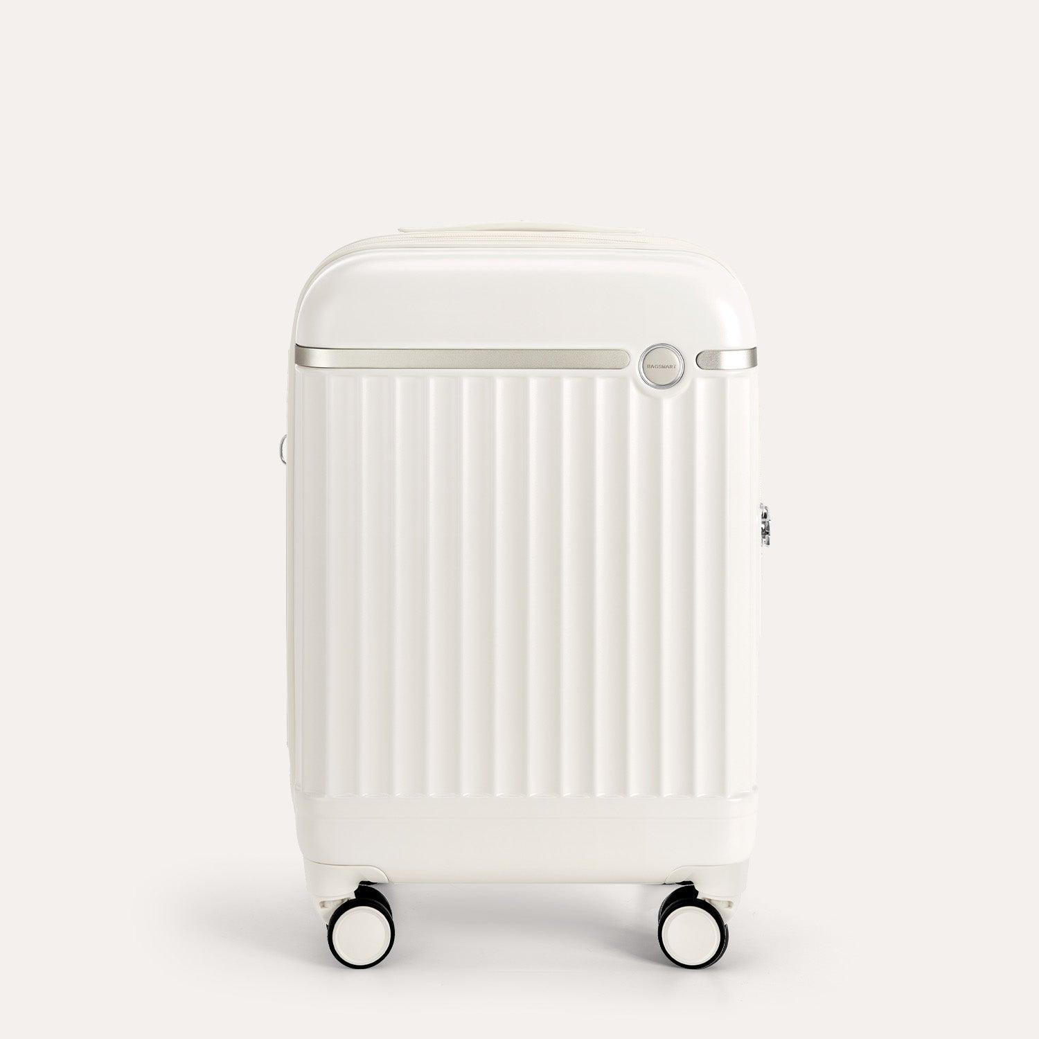 Roamer Expandable 20" Carry On Luggage - BAGSMART
