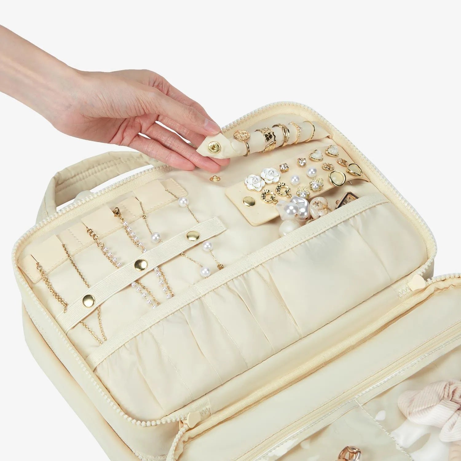 SpaceSaver Puffy Multi-Functional Toiletry Bag - BAGSMART
